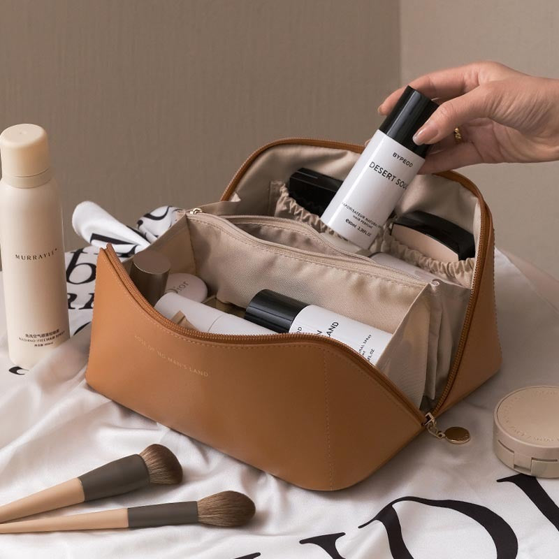 Ultimate Travel Cosmetic Bag: Spacious & Stylish Organizer for Makeup and Toiletries!